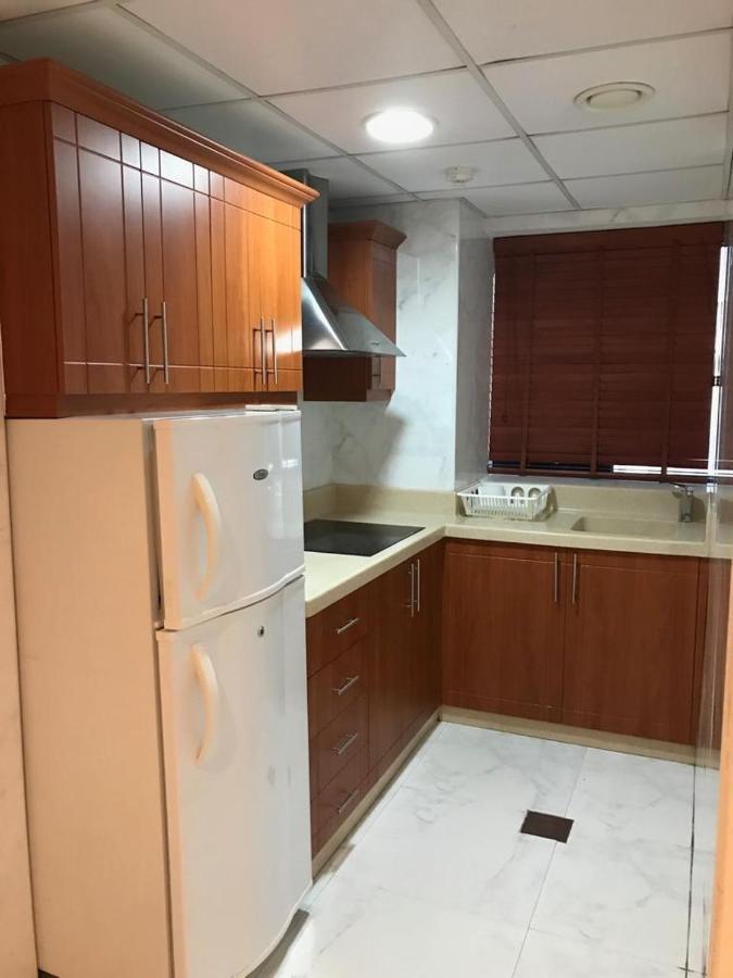 Al Majarah Residence 沙迦 外观 照片