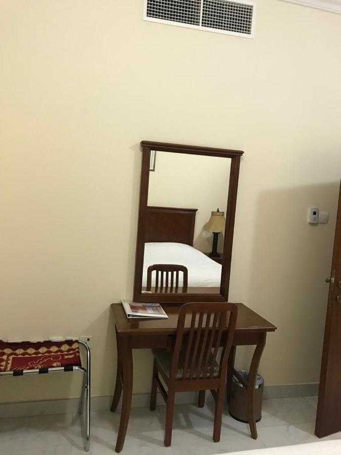 Al Majarah Residence 沙迦 外观 照片